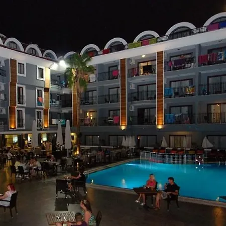 Club Viva 4*