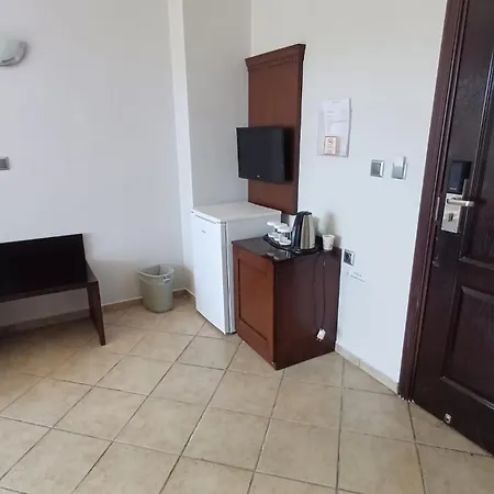Club Viva Hotel 4*