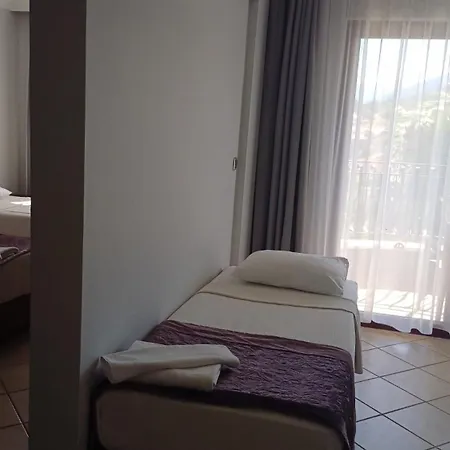 Hotel Club Viva 4*