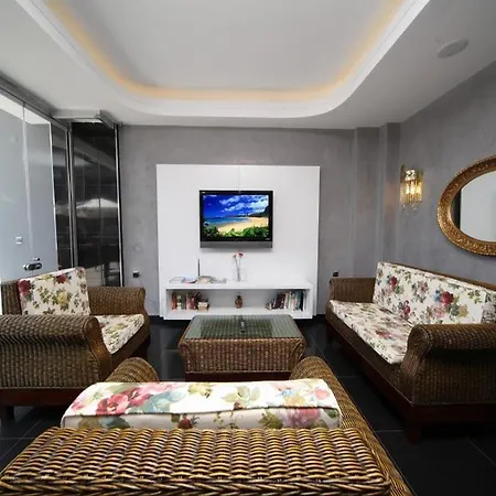 Hotel Club Viva 4*