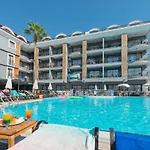 Club Viva 호텔 4*